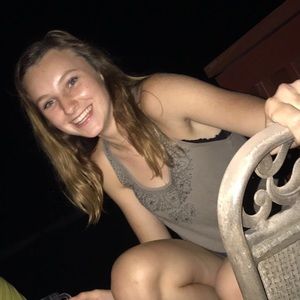 Meet your Posher, Megan